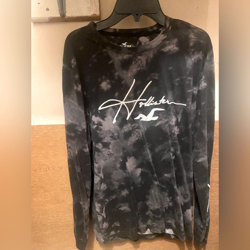 Hollister Long Sleeve Shirt